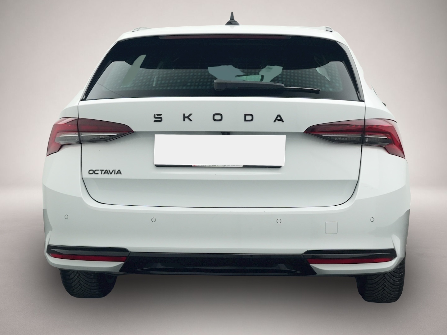 Fotografie des Skoda Octavia Combi 1.5 eTSI DSG Sportline NAVI LED Hu