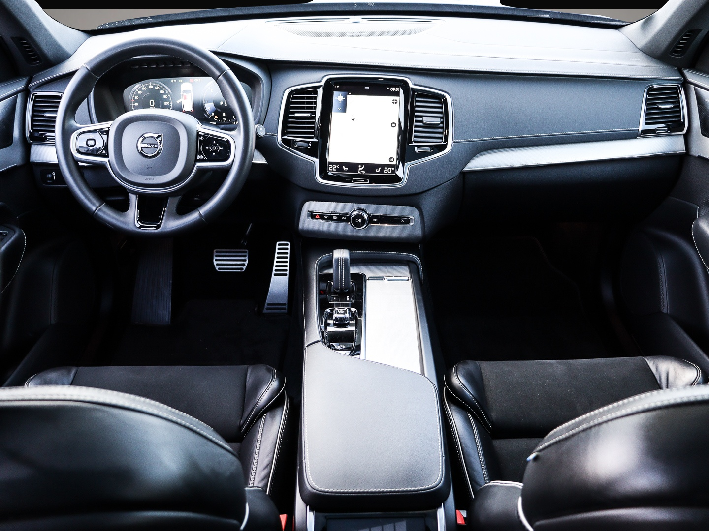 Bild 4 Volvo XC90 R Design AWD AD AHK El. Panodach Navi Digit