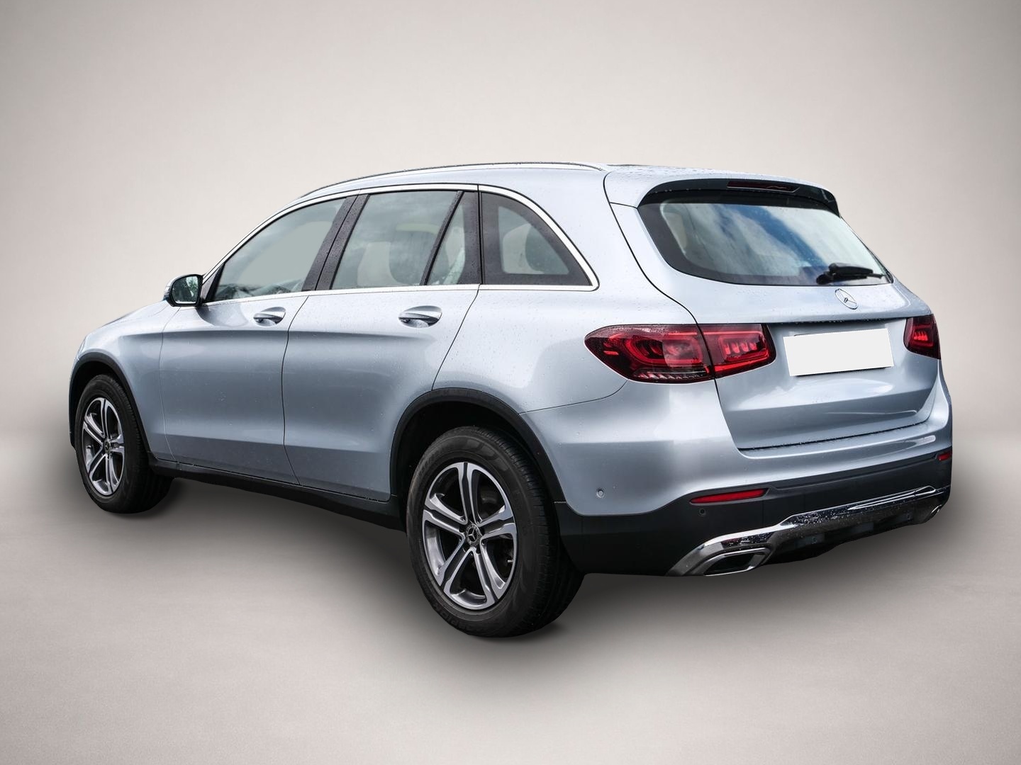Bild 2 Mercedes-Benz GLC 400 d 4Matic Luftfederung digitales Cockpit
