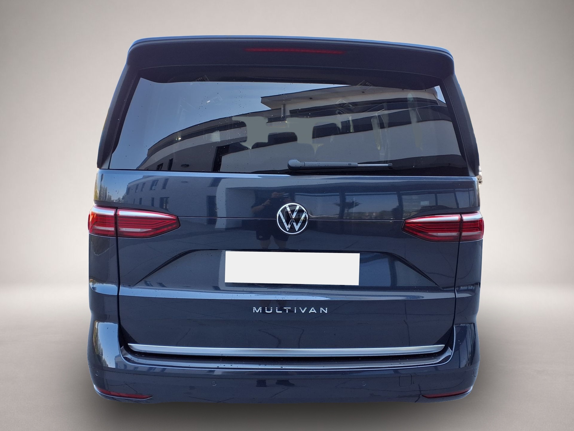 Bild 3 Volkswagen T7 Multivan Volkswagen Style KÜ 2.0 TDI 110 kW