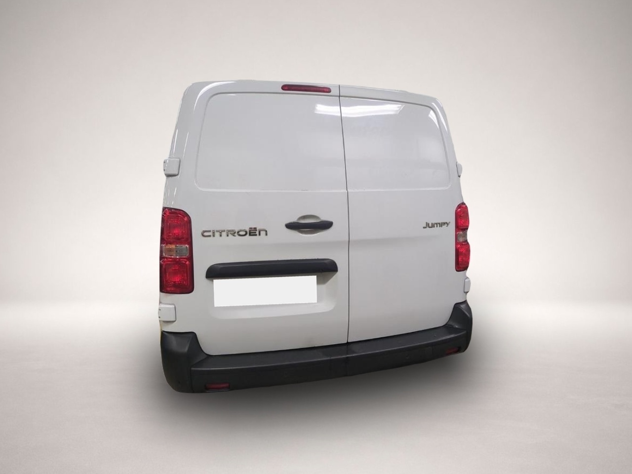 Fotografie des Citroën Jumpy Kasten L2 AT Navi Kamera PDC NSW