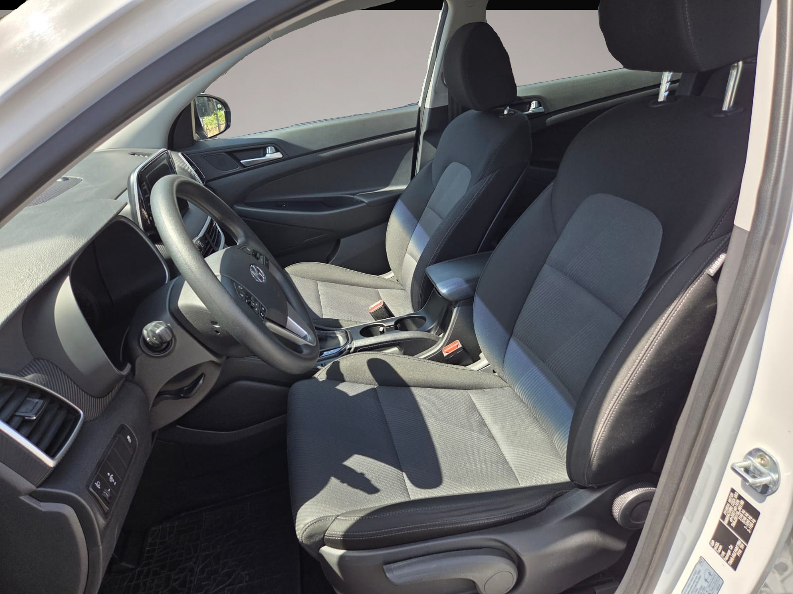 Bild 5 Hyundai TUCSON CRDi 1.6 Autom. NAV KAM