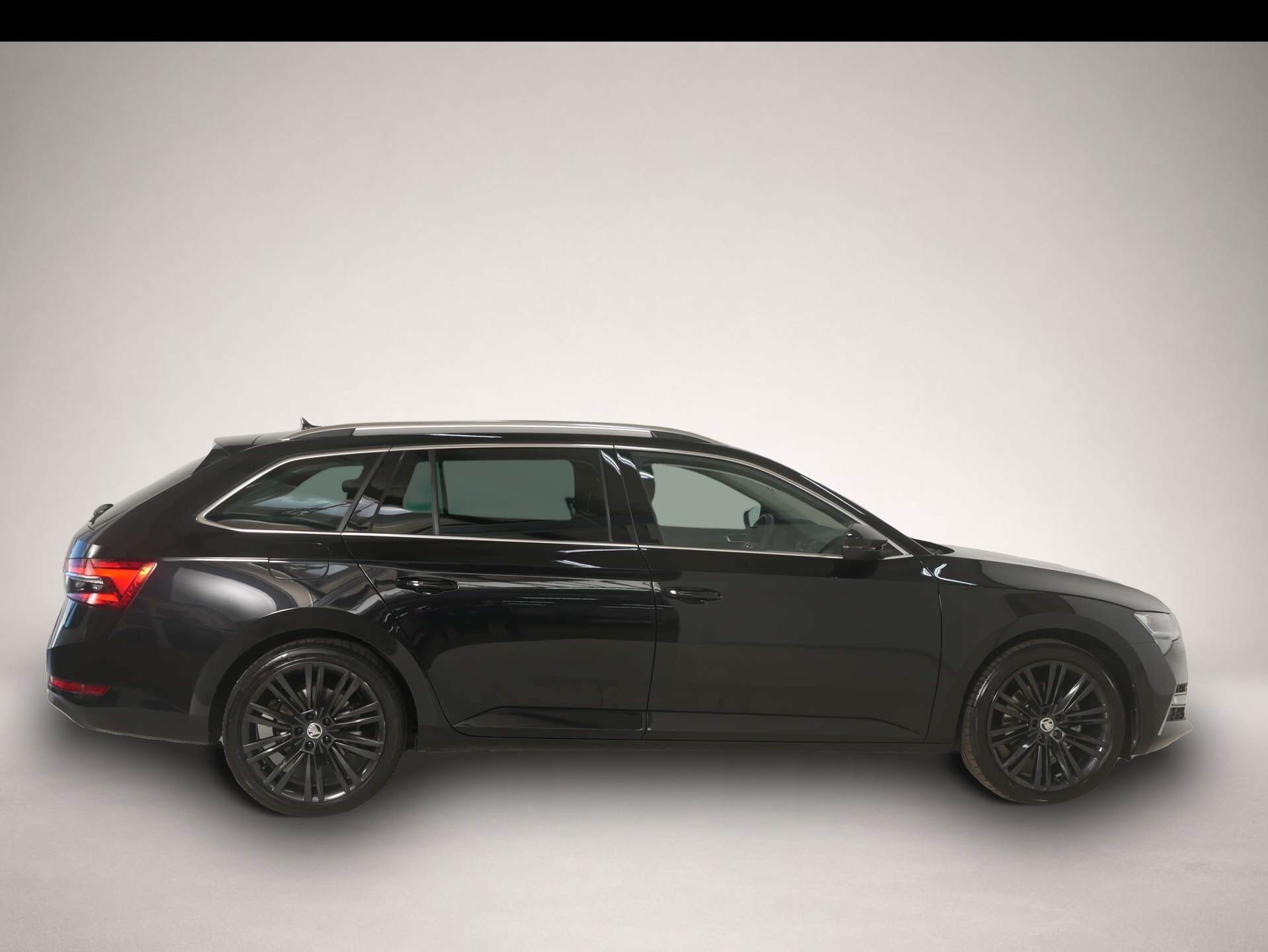 Fotografie 6 des Skoda Superb Combi 1.4 TSI iV Style