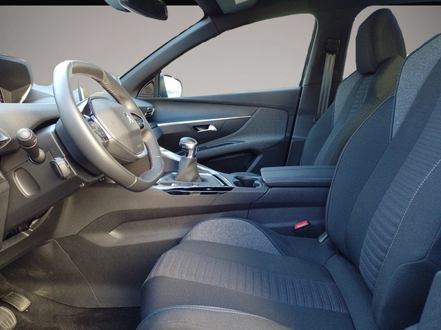 Bild 7 Peugeot 3008 Active Pack 1.2 PureTech Digitales Cockpit