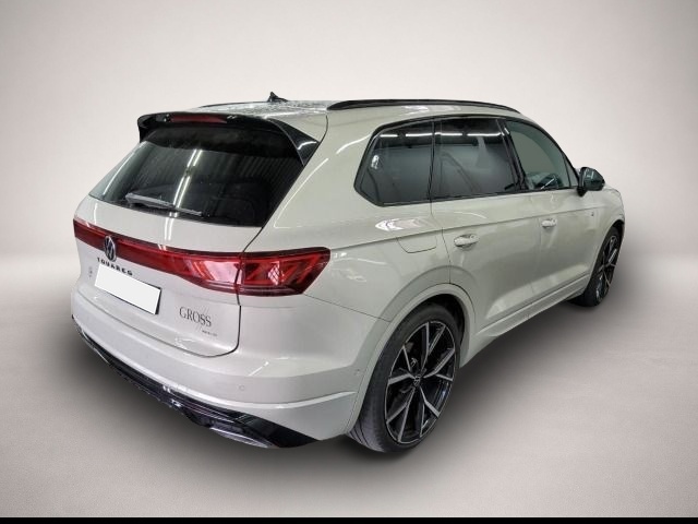 Bild 4 Volkswagen Touareg 3.0 TDI 4M Tiptr. R-Line *AHK*Pano*Head-