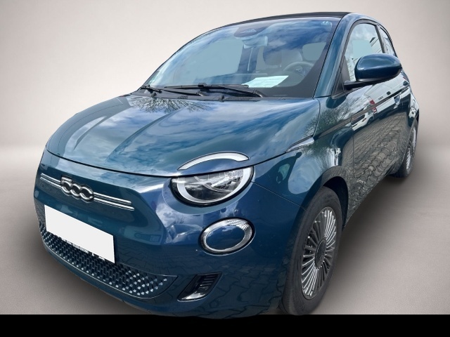 Fotografie Fiat 500e Cabrio Icon Navi Apple CarPlay Android Auto
