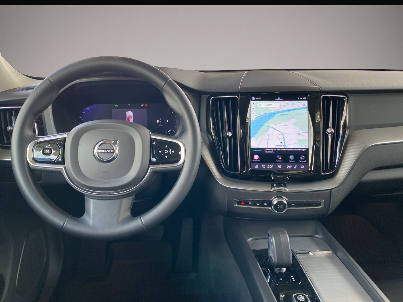 Bild 8 Volvo XC60 B4 (Diesel) Plus Dark ACC+LED+Navi+SHZ+360
