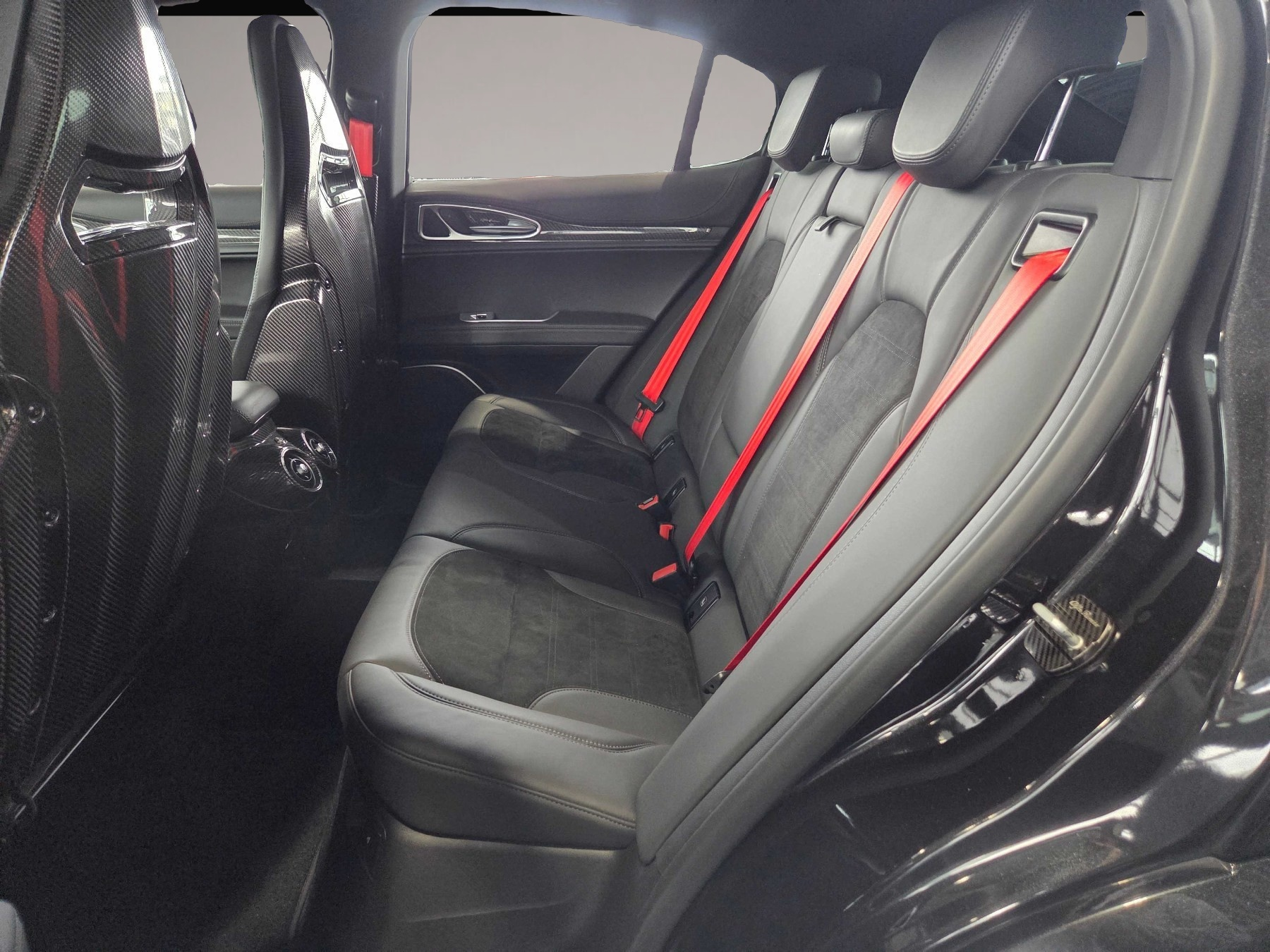 Bild 7 Alfa Romeo Stelvio QUADRIFOGLIO 2.9 AT8-Q4 #NAVI XENON DAB+