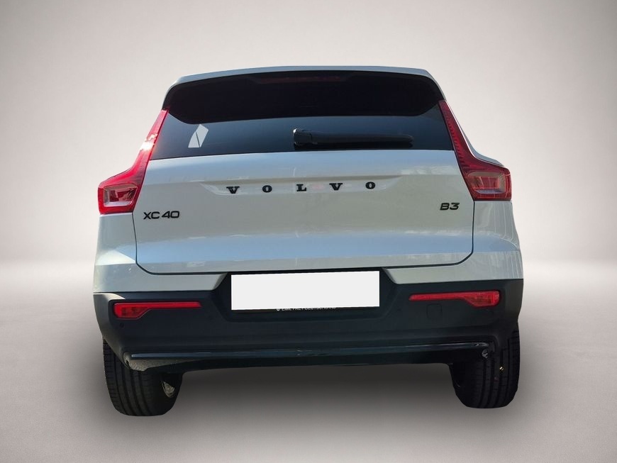 Fotografie des Volvo XC40 B3 B DKG Plus Black Edition Lichtpaket*Alar