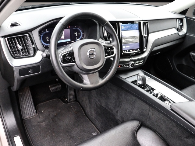 Bild 3 Volvo XC60 Plus Dark 2WD AHK Digitales Cockpit Memory