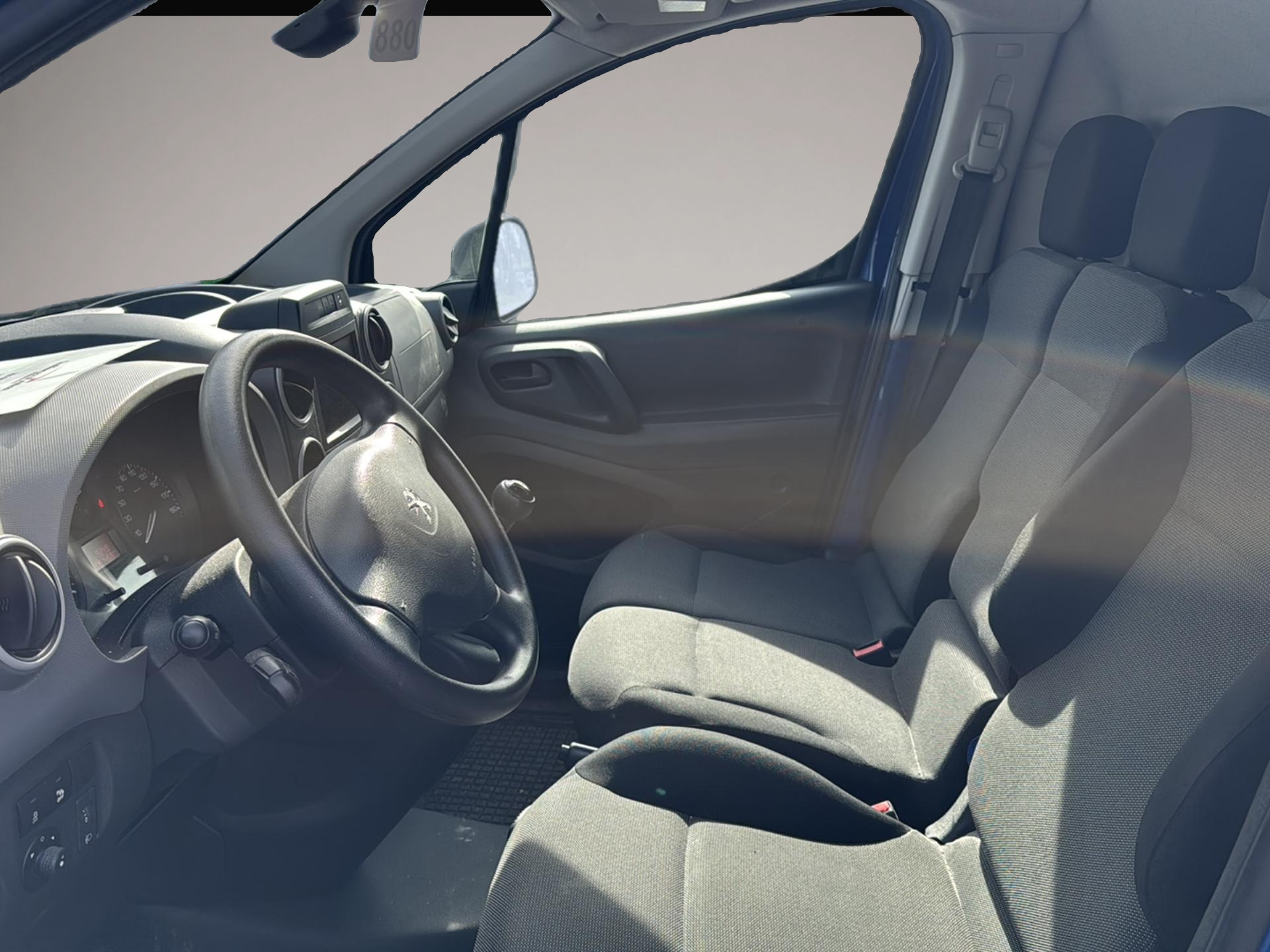 Bild 5 Peugeot Partner L2 Premium Komfort AHK Xenon PDC h. Temp