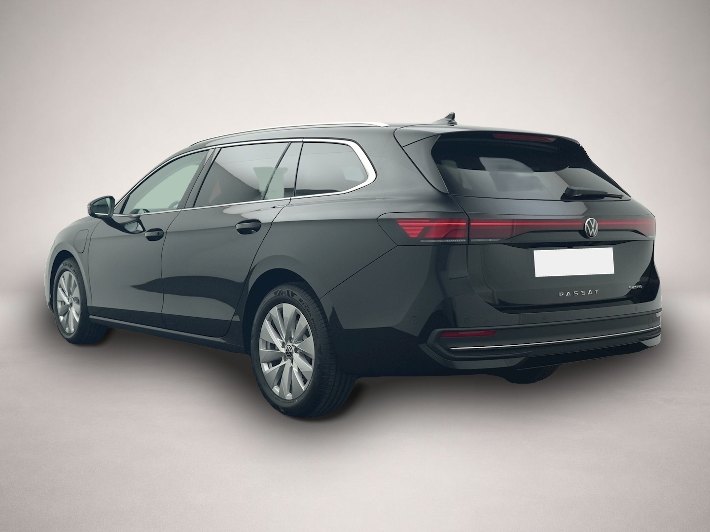 Bild 3 Volkswagen Passat Variant 1.5 eHybrid DSG Business AHK NAVI