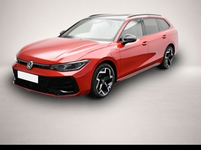 Fotografie Volkswagen Passat Variant 1.5 eTSI Hybrid DSG R-Line Matrix