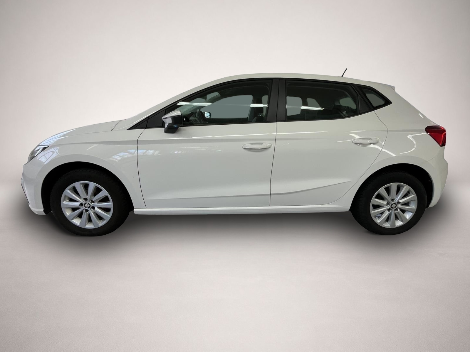 Bild 3 Seat Ibiza 1.0 MPI AB178EUR Style WINTERPAKET ALLWETT