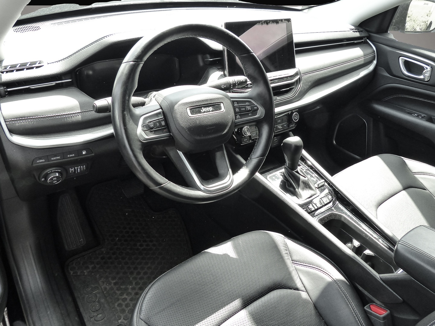 Fotografie 4 des Jeep Compass S Plug-In Hybrid 4WD 1.3 EU6d Navi Sound