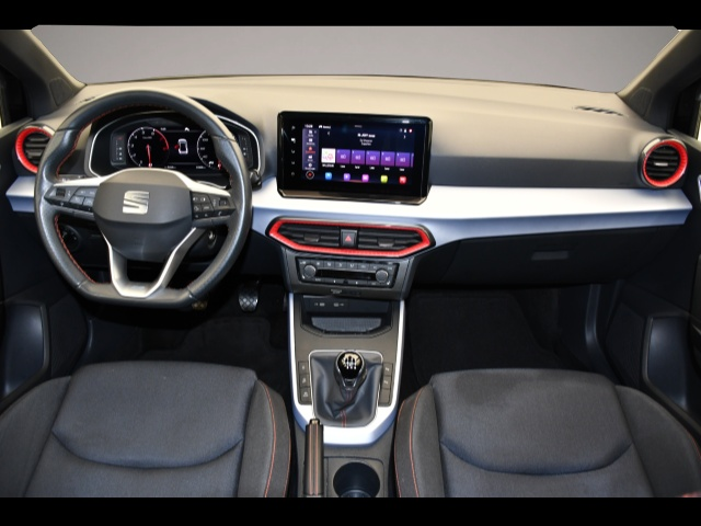 Fotografie 4 des Seat Arona 1.0 TSI FR Rückfahrkam/LED/Navi
