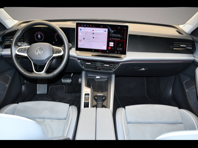 Bild 4 Volkswagen Passat Var. 1.5 eTSI DSG Business DCC/Massage/Cl