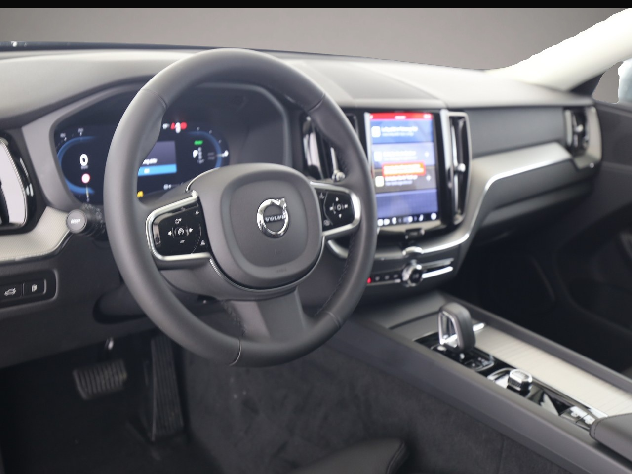 Bild 5 Volvo XC60 Plus Bright Recharge Plug-In Hybrid AWD T8