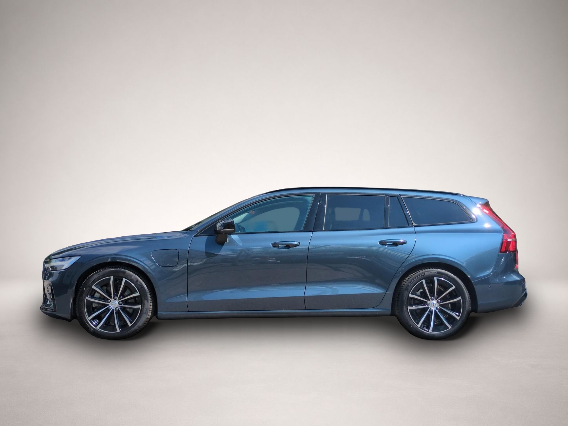 Bild 6 Volvo V60 T6 Recharge Plus Dark Plug-In Hybrid AWD Aut
