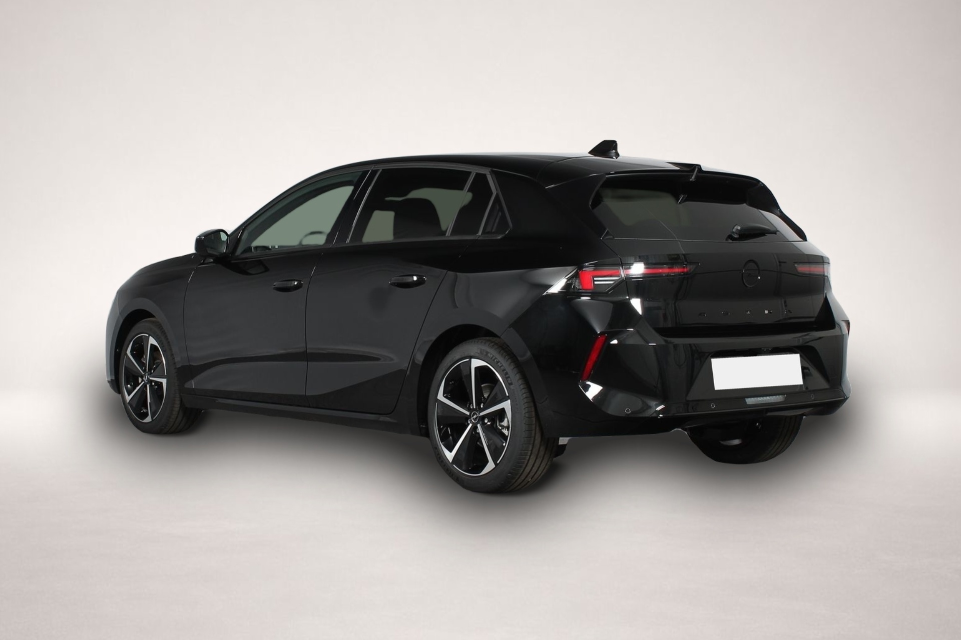 Fotografie 3 des Opel Astra GS Opel 1.2 Turbo 96 kW (130 PS) 8-Gang Au