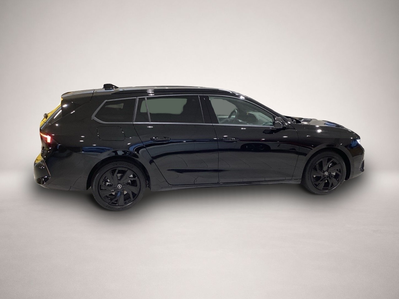 Bild 7 Opel Astra Sports Tourer GS AT + Navi + LED + Keyless