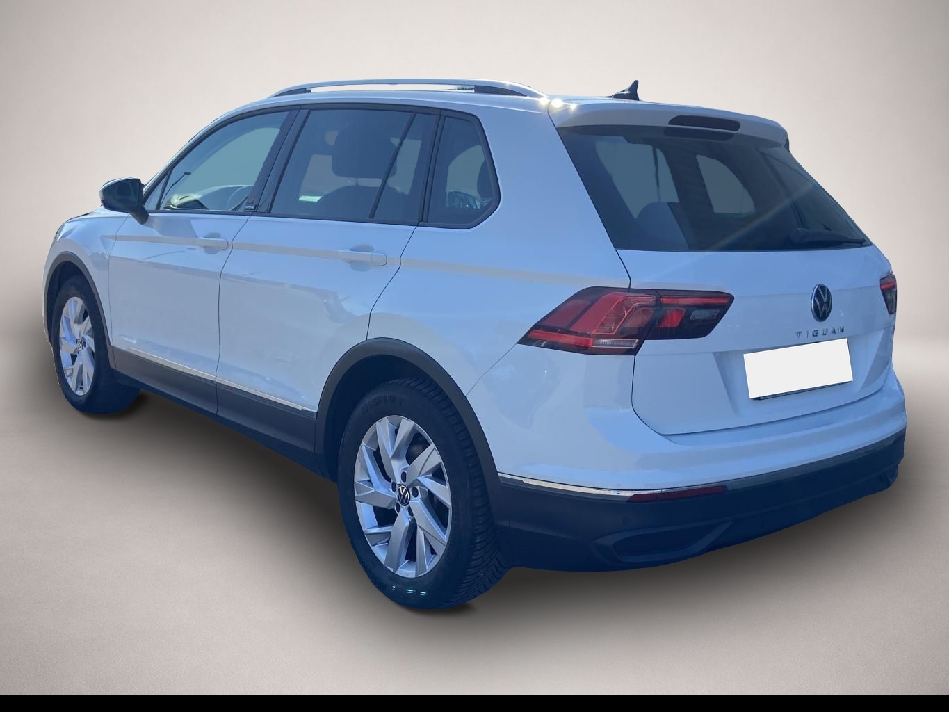 Bild 3 Volkswagen Tiguan 1.5 TSI LIFE ACTIVE APP-CONNECT+KAMERA+NA