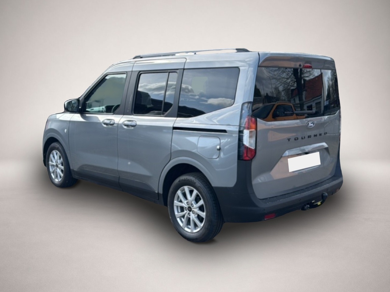 Bild 4 Ford Tourneo Courier TITANIUM NAVI / AHK / PDC / WINT