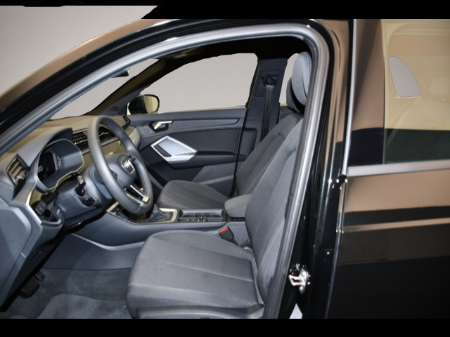 Bild 3 Audi Q3 35 TFSI S tronic advanced