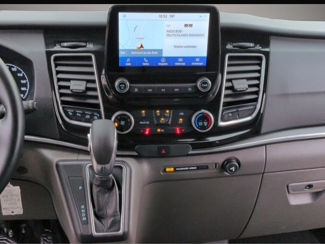 Bild 6 Ford Tourneo Custom L2 9-Sitzer 2.0D*Autom Leder Navi