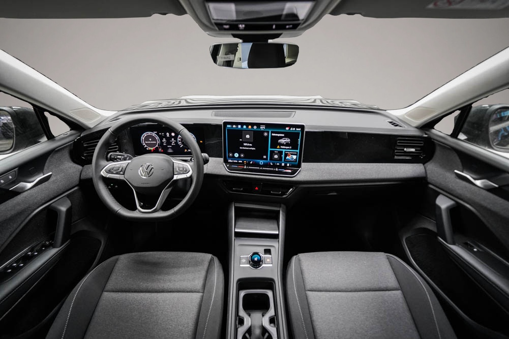 Fotografie des Volkswagen Tiguan 1,5 eTSI DSG Basis - LAGER