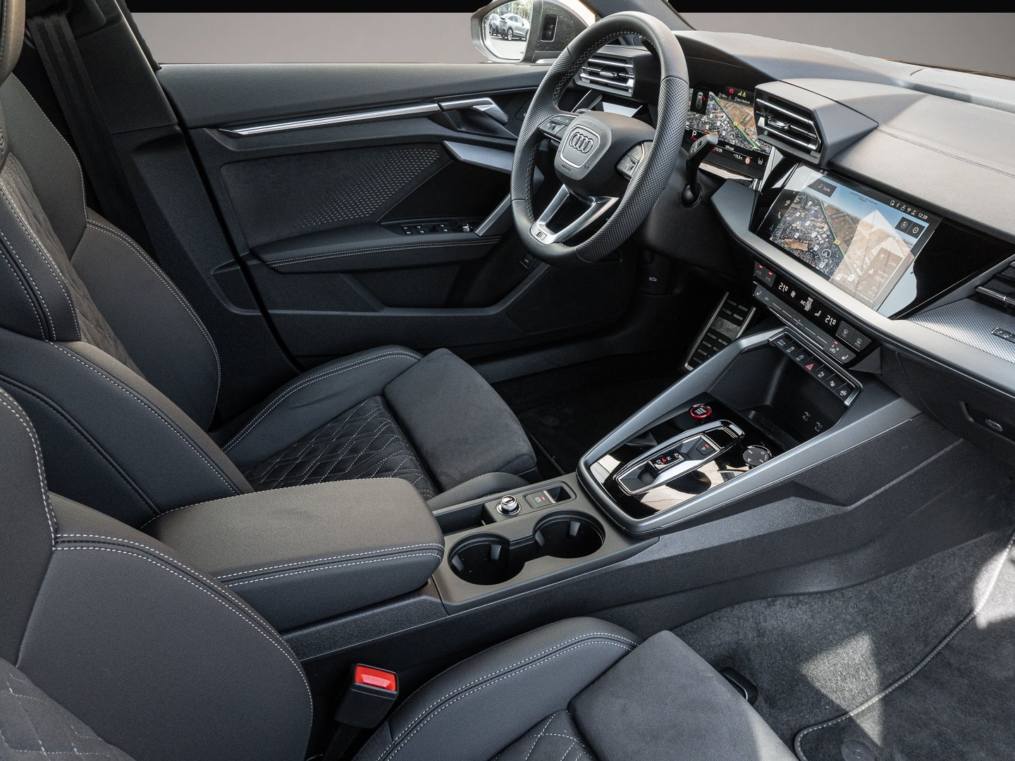 Bild 6 Audi quattro S3 Sportback 2.0 TFSI quattro S tronic