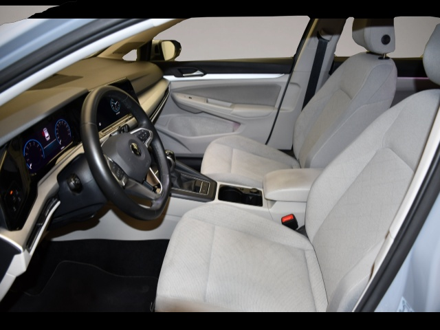 Bild 3 Volkswagen Golf 8 VIII Variant 1.5 TSI Life App-Connect/ACC