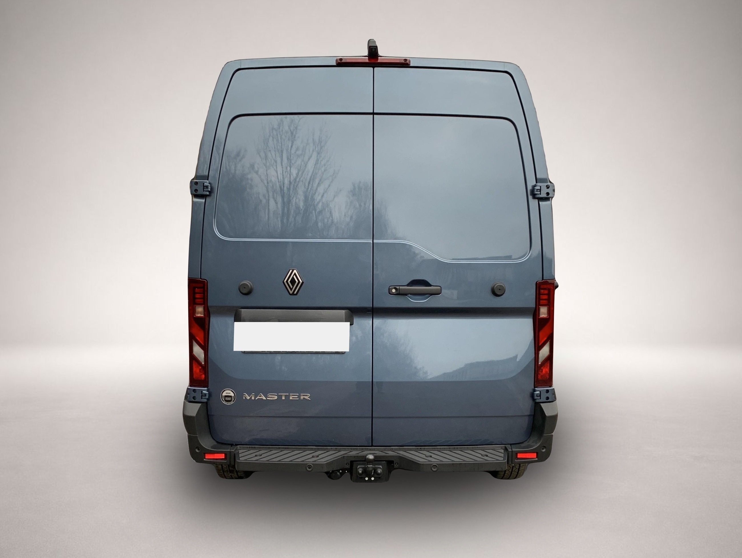 Bild 4 Renault Master AT9 /170 PS/3,5t/ L3H2/AHK /270°/Parking