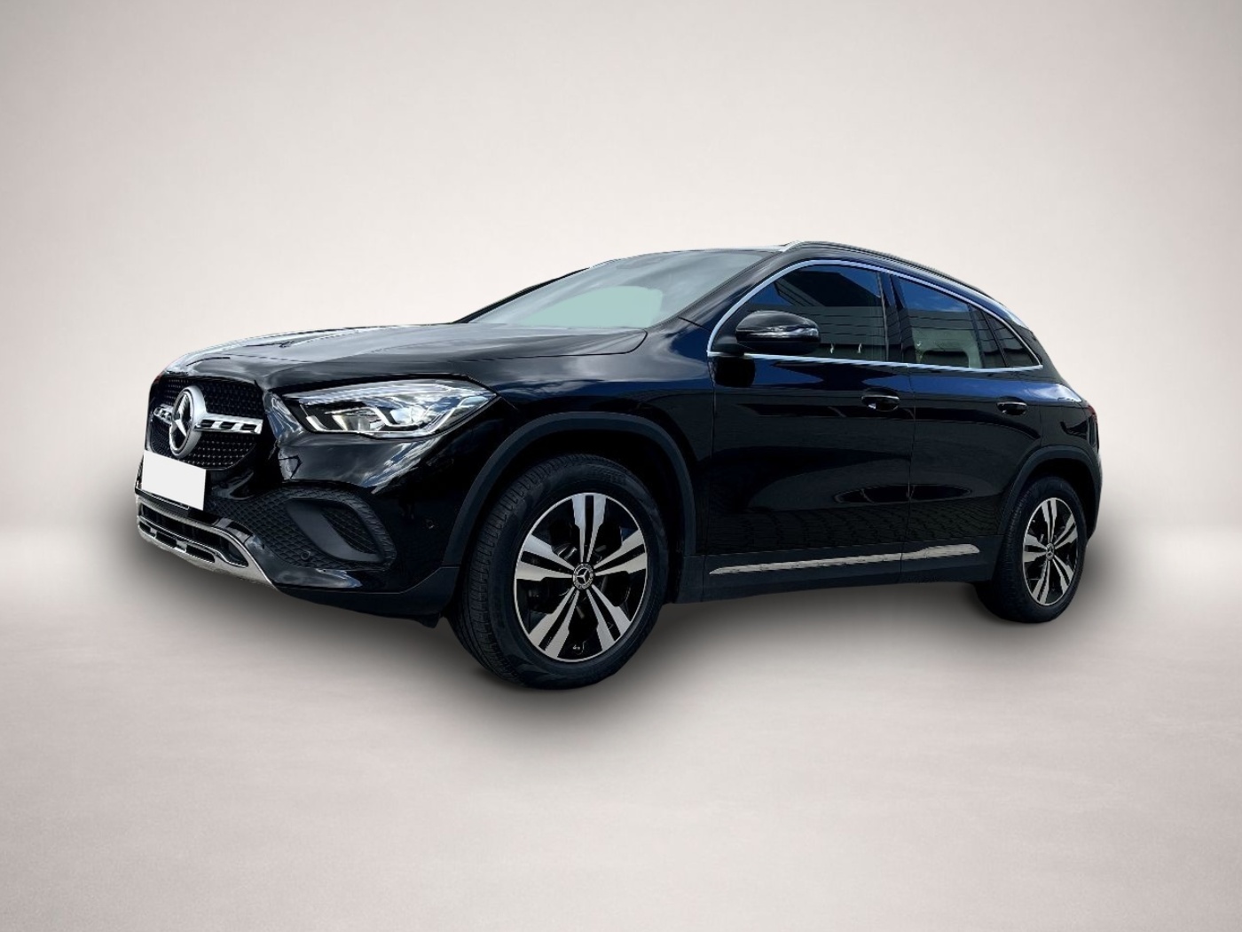 Bild 1 Mercedes-Benz GLA 200 GLA 200d Progressive *LED Navi Leder AHK Kamera*