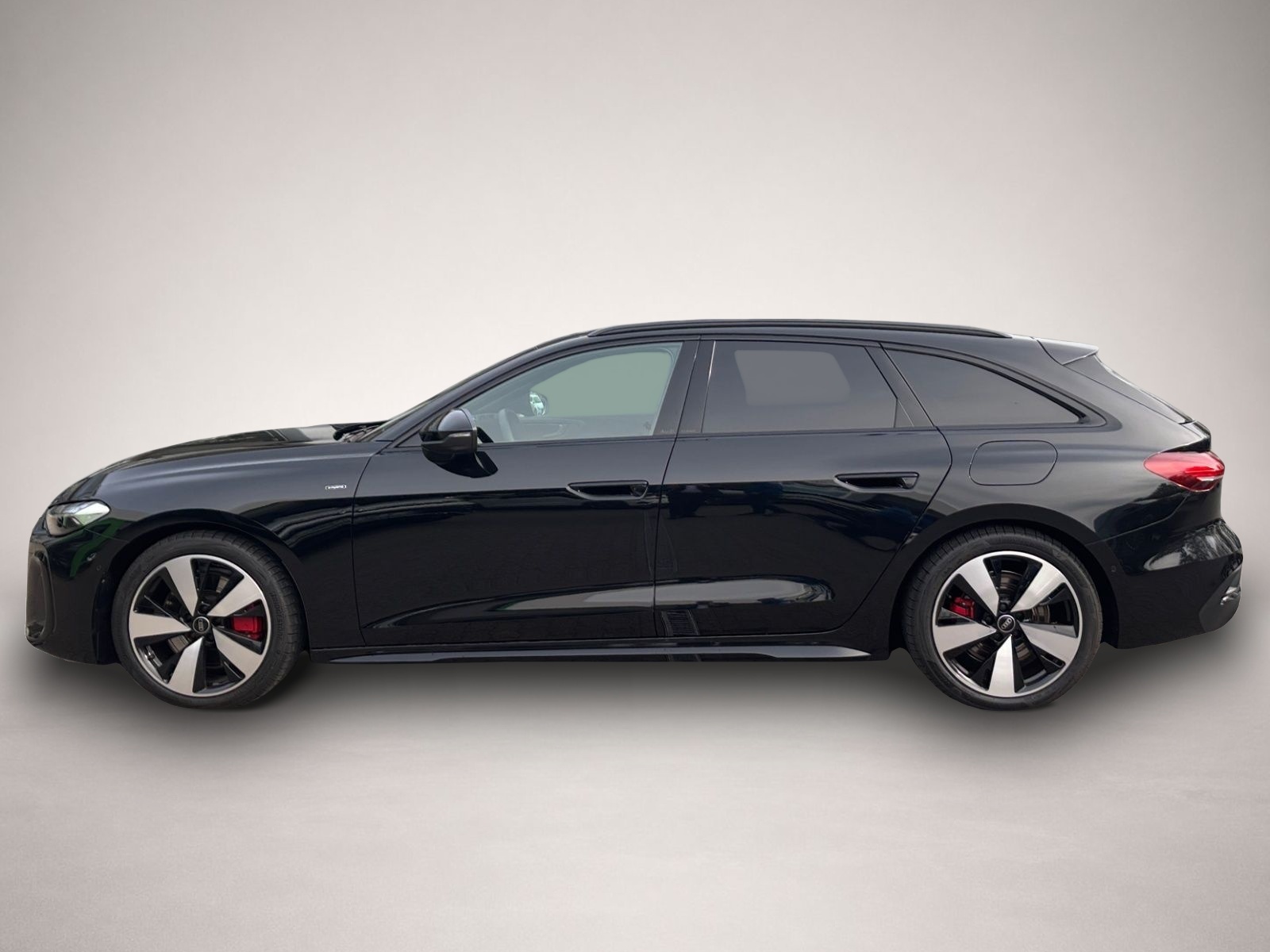 Fotografie 2 des Audi A5 Avant TFSIe e-hybrid qu. S-Line