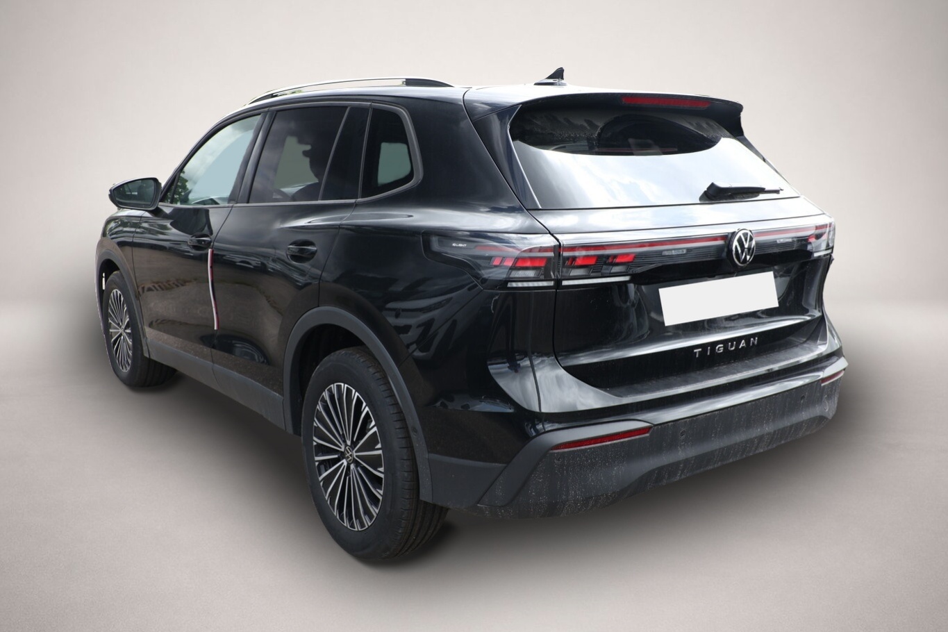 Bild 4 Volkswagen Tiguan DSG LED+ Pano 5JGar IQ.DRIVE LM18Z SHZ