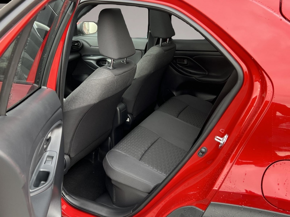 Bild 6 Toyota Yaris Cross Style Comfort 1,5 CVT Hybrid 96kW Winter