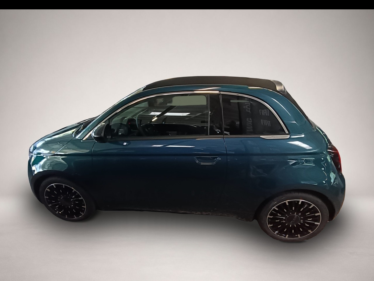 Bild 3 Fiat 500 Icon Cabrio MHEV El. Verdeck LED SHZ Freispr