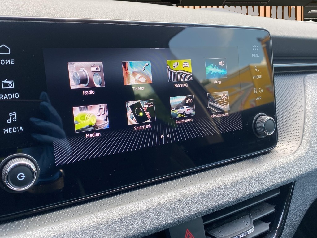 Fotografie 3 des Skoda Scala 1.0 TSI Selection*Digital Cockpit*PDC*DAB+