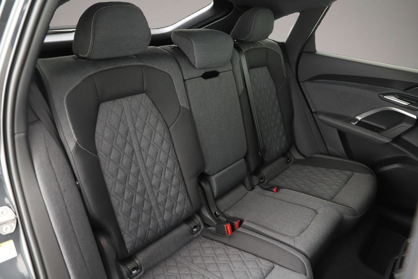 Bild 5 Audi Q5 Sportback TFSI 150kW S tronic LED+/ACC/360°/N