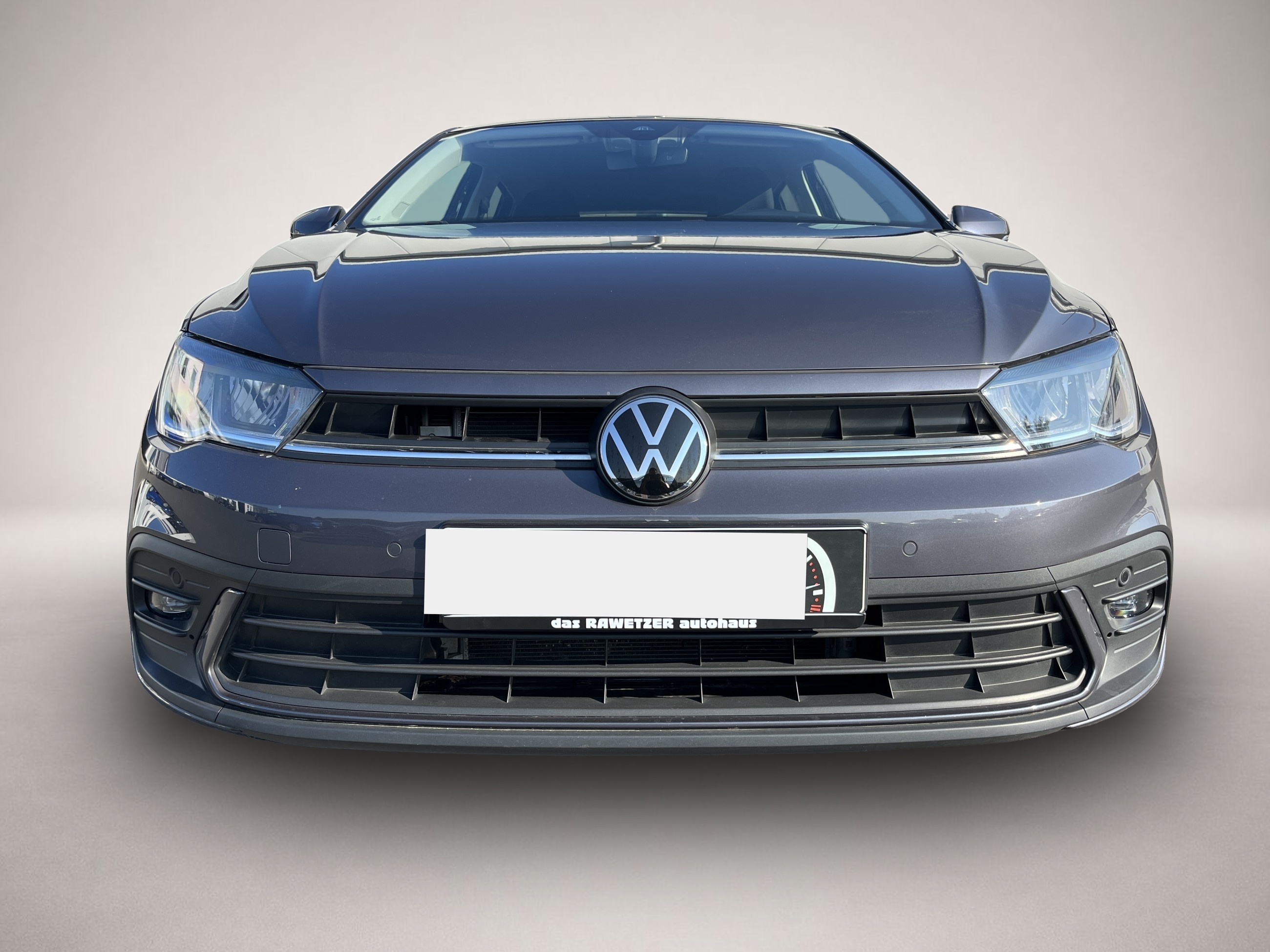 Vehicle image 0
