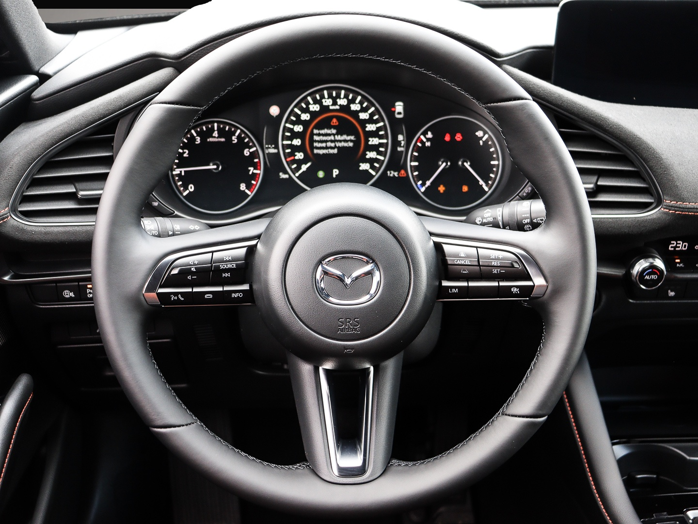 Bild 5 Mazda 3 Nagisa 2.5L e-SKYACTIV G 140ps 6AT FWD LED