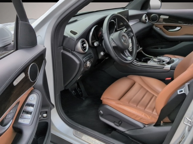 Fotografie 5 des Mercedes-Benz GLC 350 e 4Mat AMG-Line*AHK LED HeadUp Leder 19*