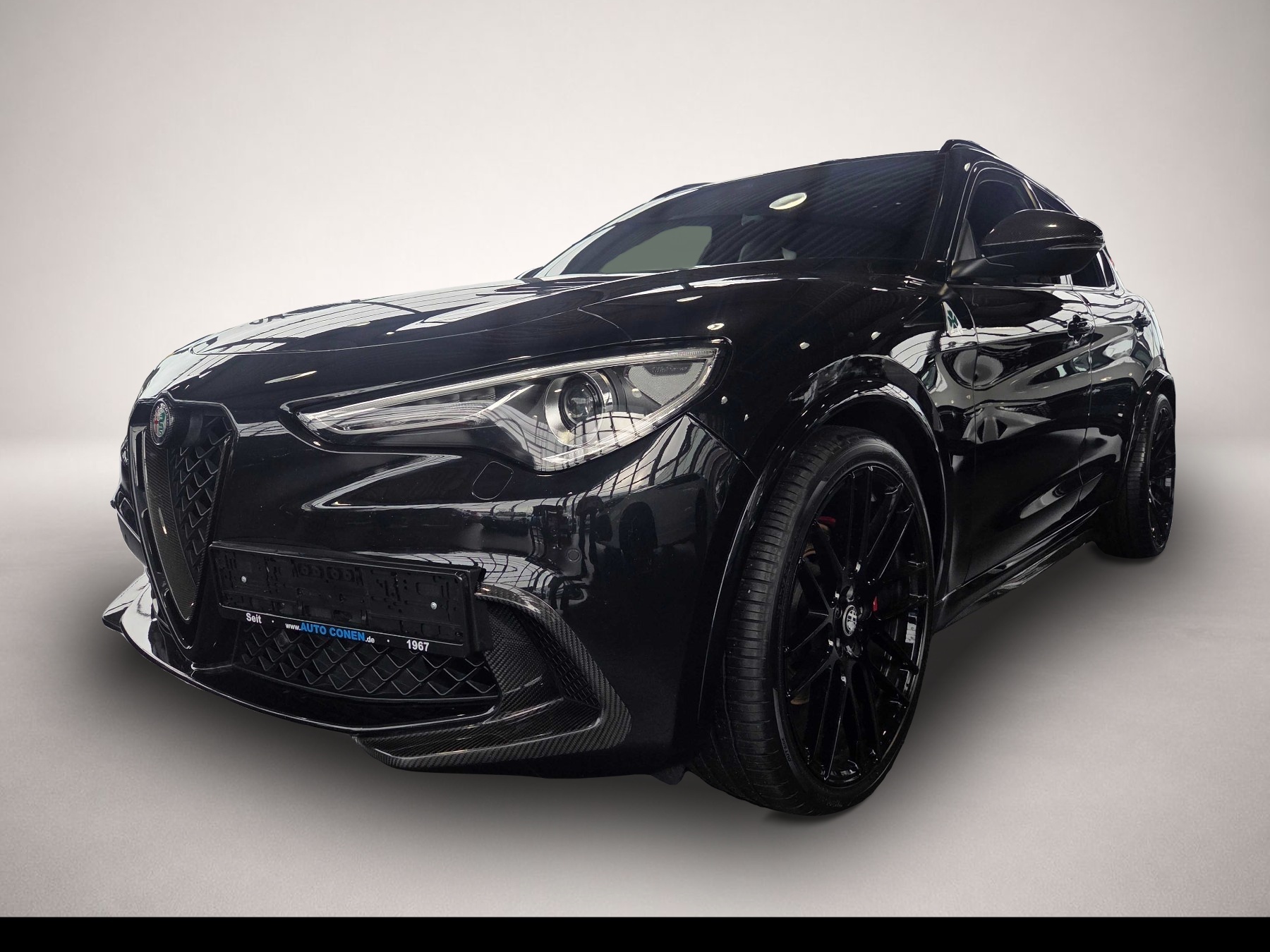 Fotografie Alfa Romeo Stelvio QUADRIFOGLIO 2.9 AT8-Q4 #NAVI XENON DAB+