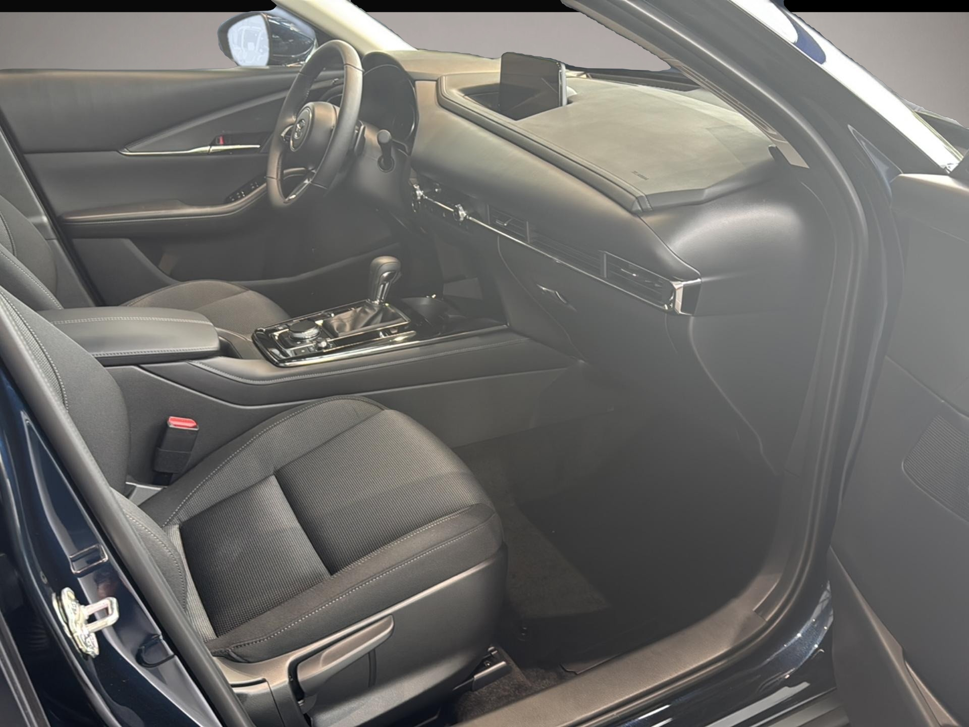 Fotografie 6 des Mazda CX-30 e-SKYACTIV-G 140 CENTRE-LINE