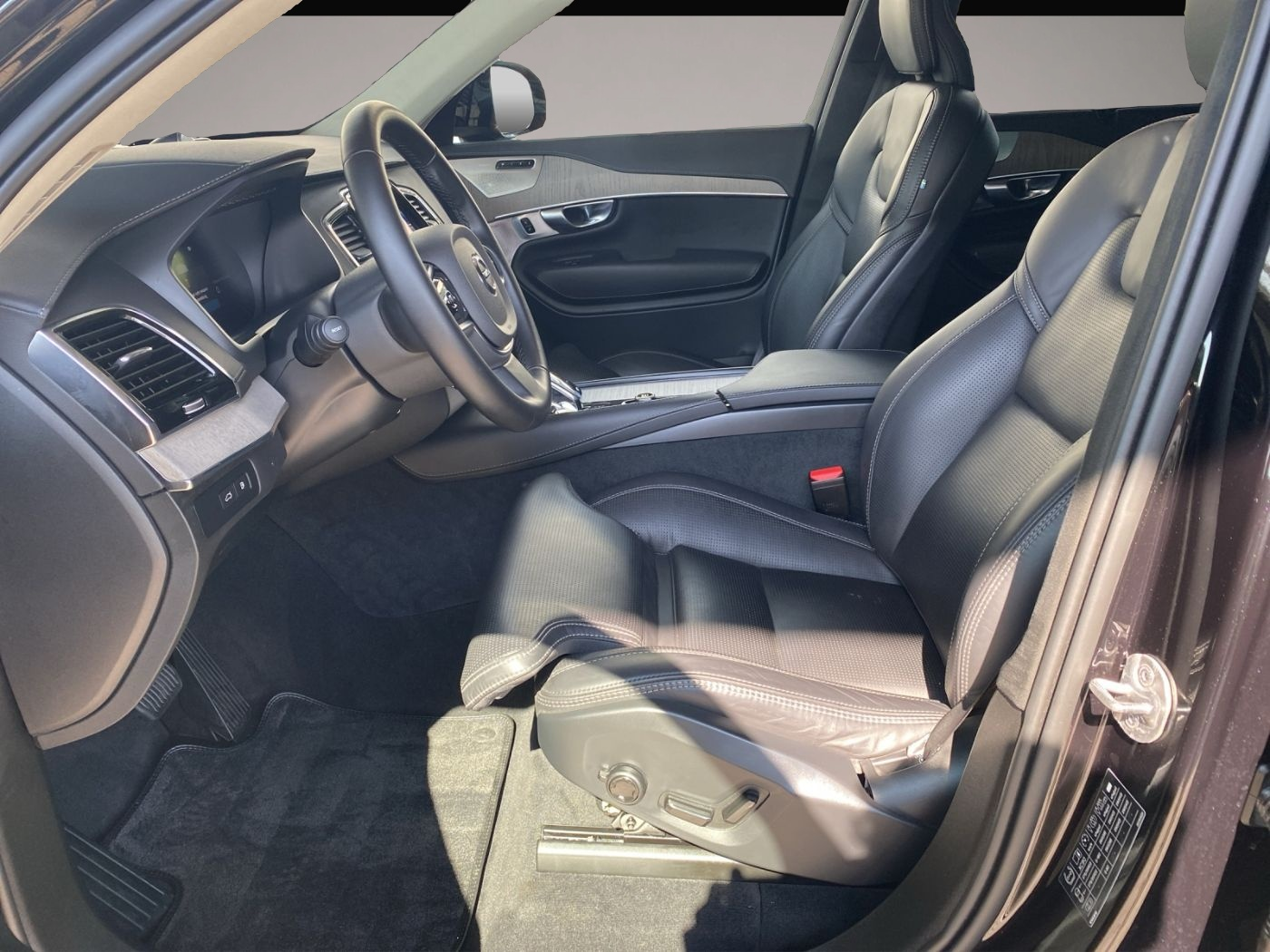 Bild 7 Volvo XC90 T8 Ultra Dark Recharge WiPa*LED*DAB*SitzHZG