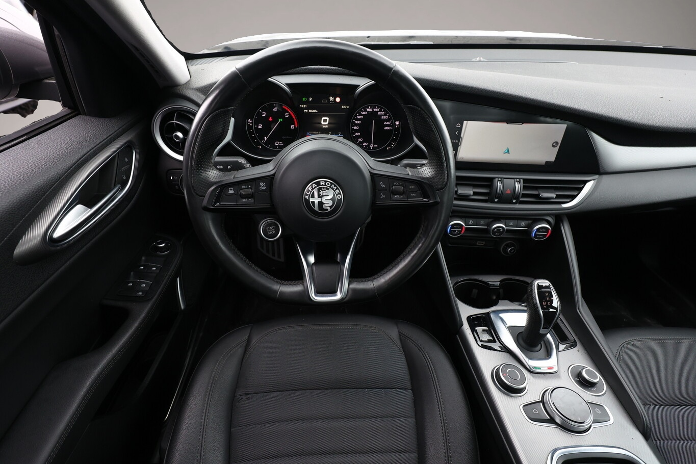 Bild 6 Alfa Romeo Giulia 2.2 Turbo 160 AT8 Sprint Nav Kam Keyless