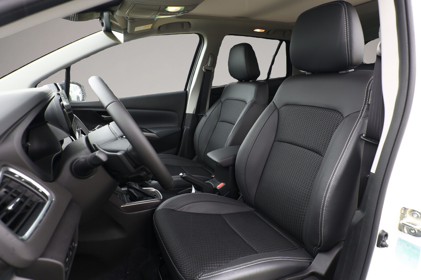 Bild 5 Suzuki Across S-Cross 1.4 MHEV Aut. Comfort+ Pano 360° Leder