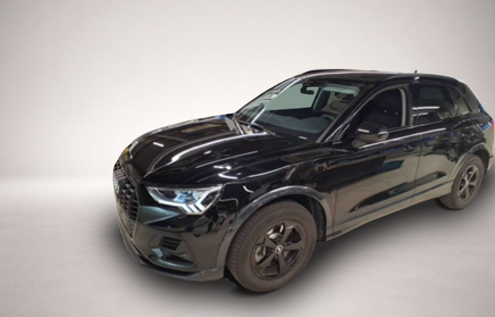Fotografie Audi Q3 40 TFSI Q S tronic advanced Navi+/LED/AHK/19
