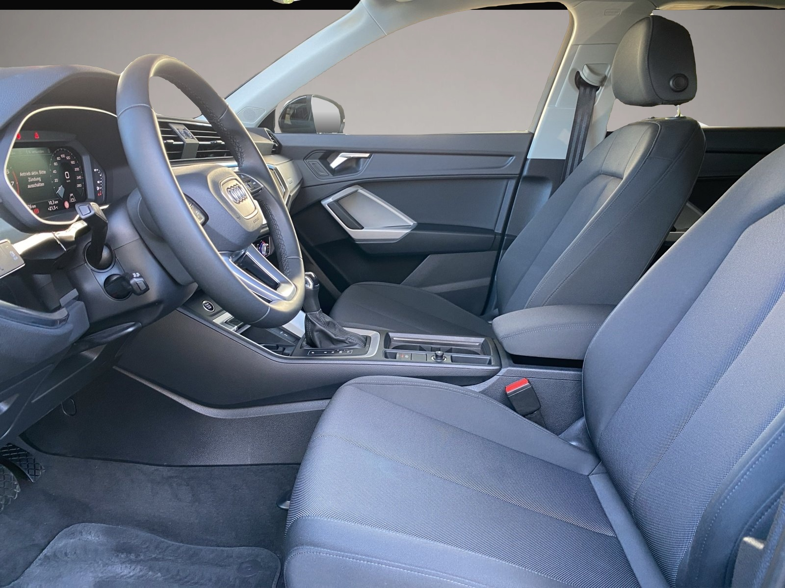 Bild 7 Audi quattro Q3 40 2.0 TFSI quattro advanced LED+Pano+SD+SHZ